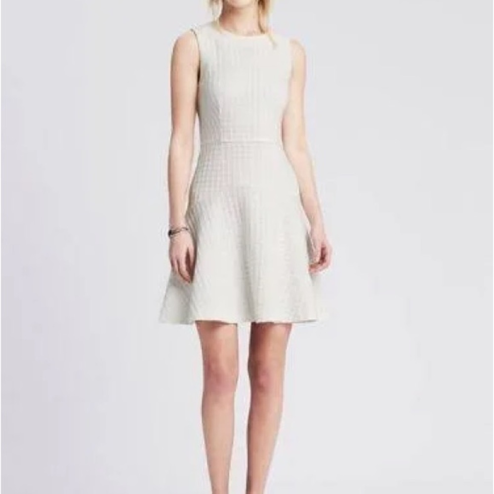 Banana Republic Square Jacquard Fit and Flare Dress Size 4